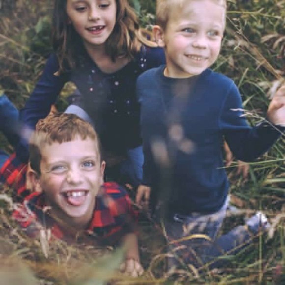 Meet your Posher, Sara - Picture 4 of 4